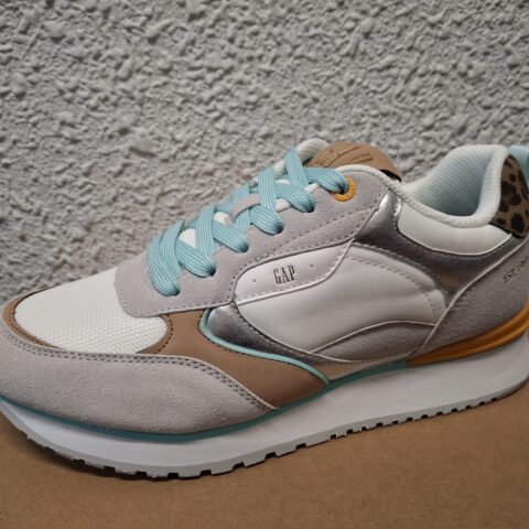 Wonder Spirit City white