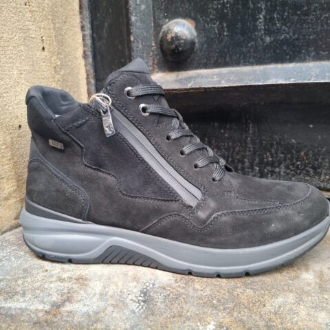 Botín Caprice black nobuck
